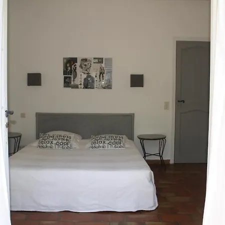 Lei Suve Bed and breakfast