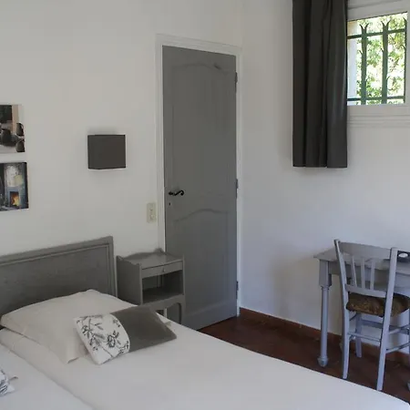 Lei Suve Bed & Breakfast *